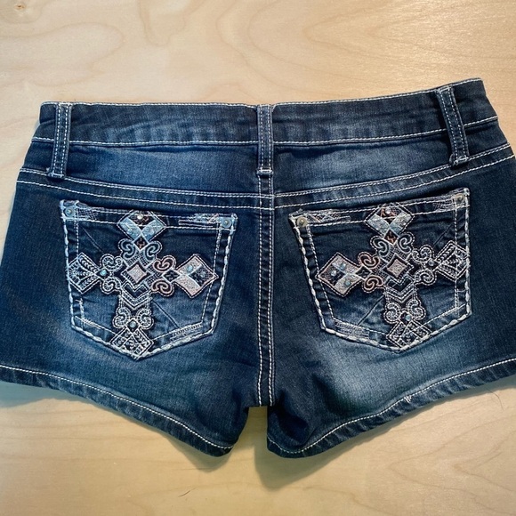 Rue 21 Jean Shorts Size 3/4 (GQ) - Picture 13 of 15